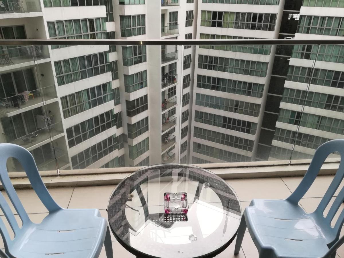 Regalia Suites & Residence 2 Bedroom Apartment By Enjoy Your Stay Kuala Lumpur Exterior photo